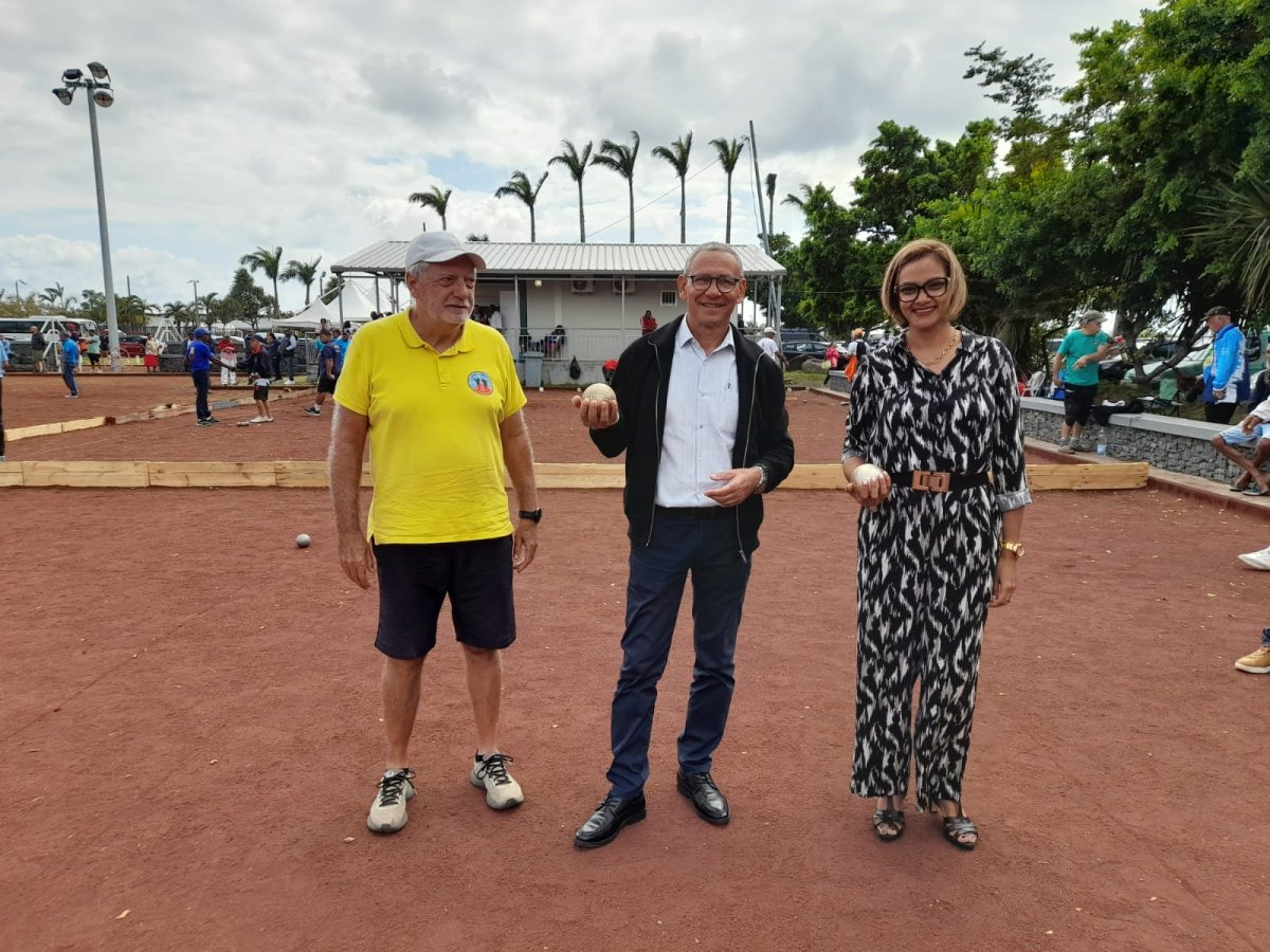 Mme Stéphanie Poiny-Toplan et M. Joé Bédier sur les jeux de Sport-Boules